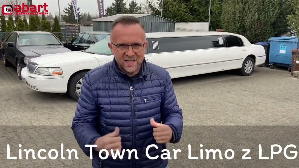9-metrowe Limo Lincoln TownCar 4.6 V8 oszczędza po montażu instalacji gazowej BRC w @Abart Auto&Gaz